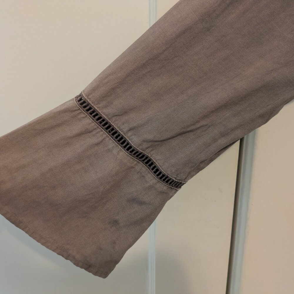 Anthropologie Cloth & Stone Grey Lattice Detail Bell Sleeve Top - Picture 8 of 13